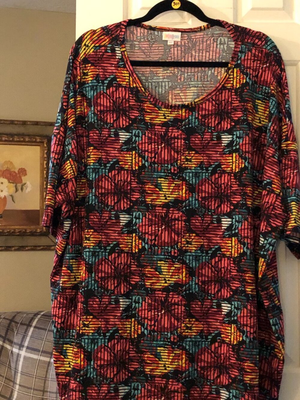 307 FLORAL IRMA TUNIC 3X LULAROE